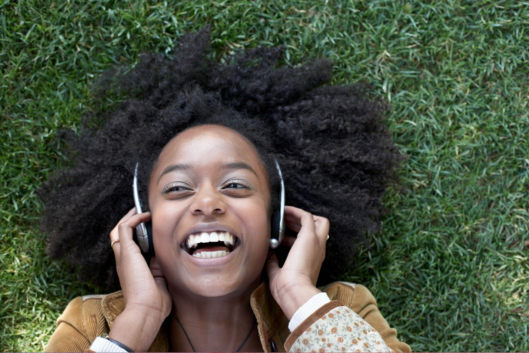 The Powerful Phenomenon of Music: How it affects us Emotionally & Psychologically
